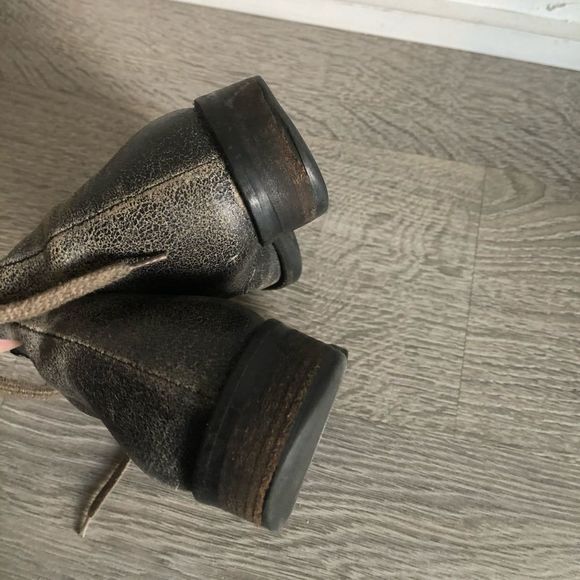 JCREW distressed cracked leather combat boot - Picture 3 of 7